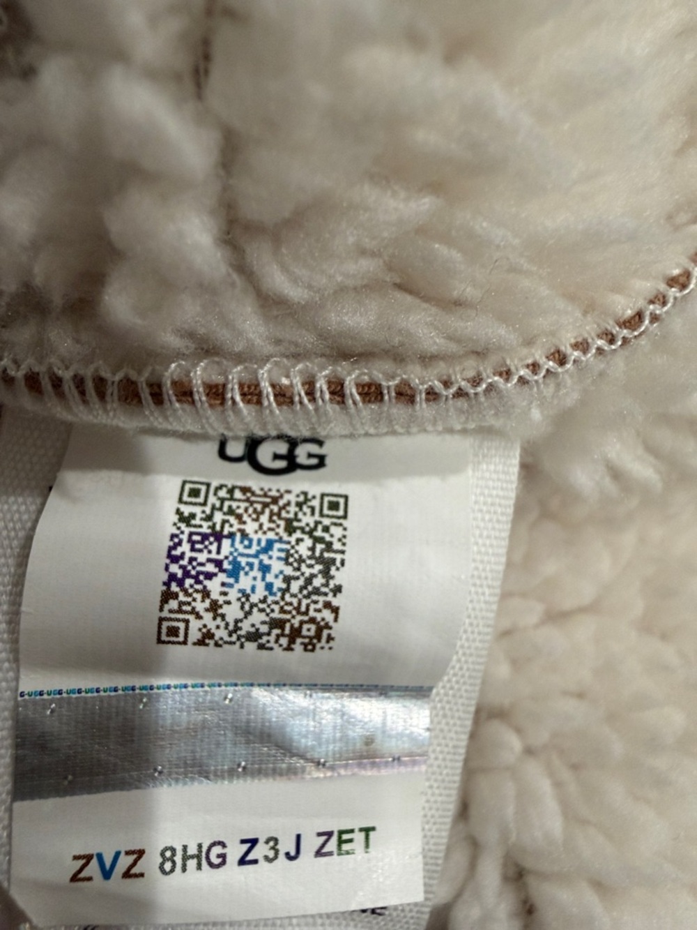 Never worn Ugg Telfar Logo sherpa hoodie m - Picture 11 of 11